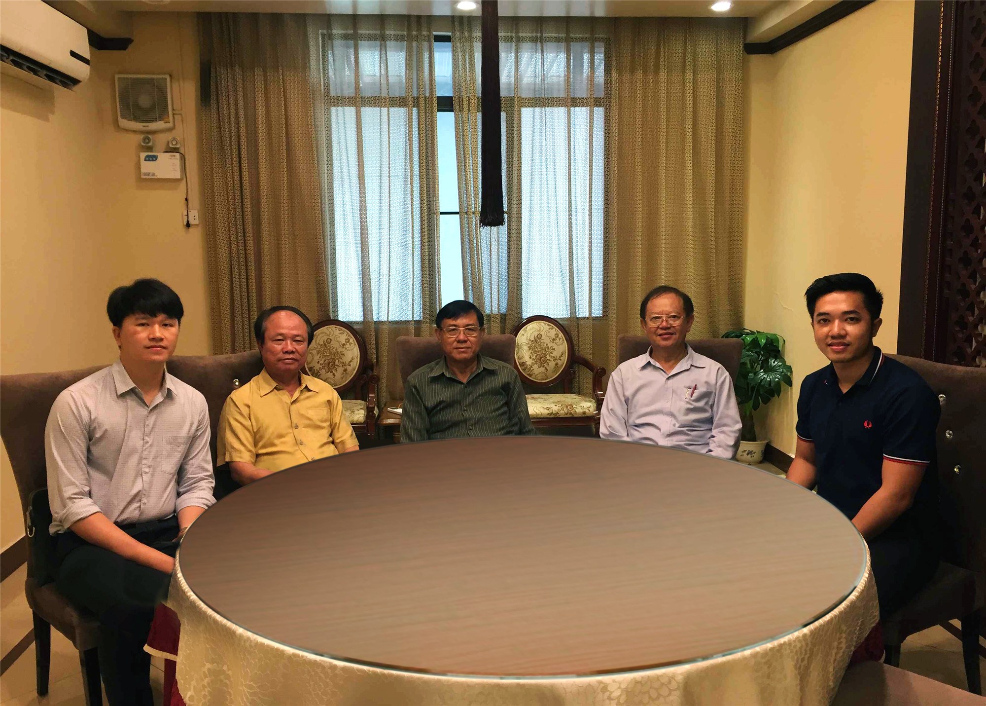 “一带一路”推动“中老”肿瘤事业合作，广州圣丹福造福老挝癌症患者
